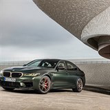 Nov BMW M5 CS