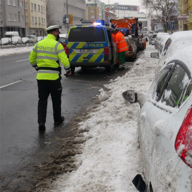 Sypa pokodil v Praze nkolik aut.