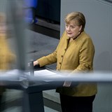 Angela Merkelová to za nezvládání pandemie ostře schytává.
