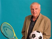 Umel bývalý éfredaktor redakce sportu eské televize. Bylo mu 65 let.