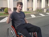 Filip je dnes na vozíku a je odkázaný na pomoc druhých.
