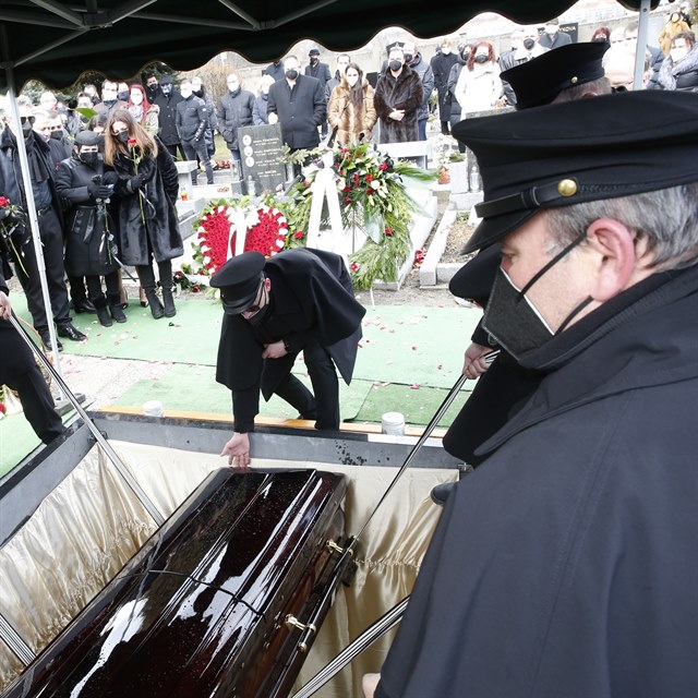 Pohřeb cirkusového principála Jaromíra Joo.