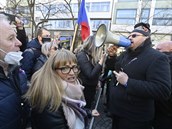 Poslanec Lubomír Volný hovoí na demonstraci, kterou uspoádala 7. bezna 2021...