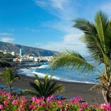 Na Tenerife najdete hlavně pláže s černým pískem, který odkazuje na sopečný...