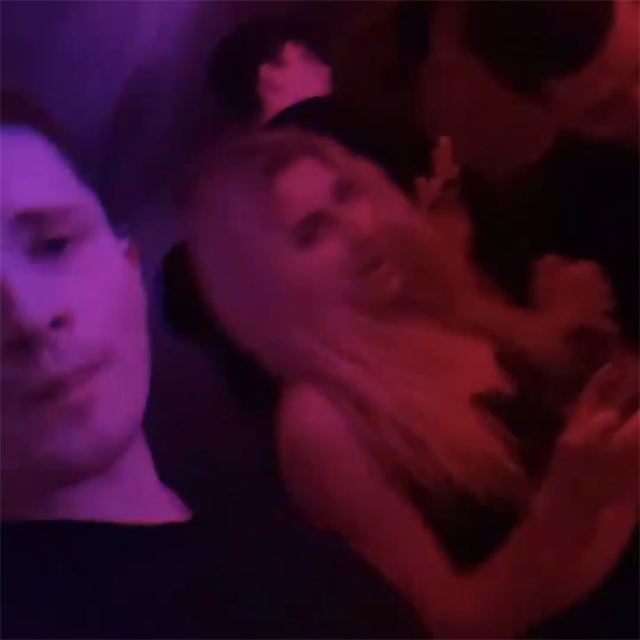 Vojta Doubek se chlub, e je na nelegln prty. Alkohol tam tekl proudem.