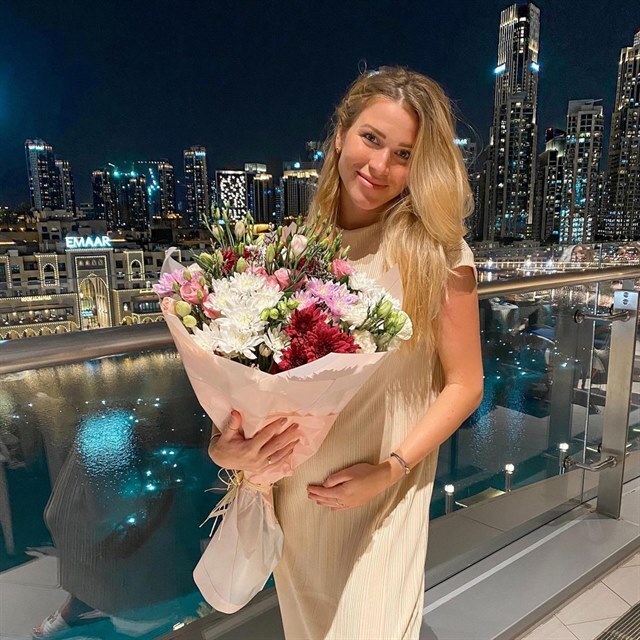 Veronika Kopivov v Dubaji oslavila 30. narozeniny.