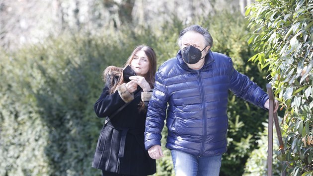 Poslední rozlou�ení s Pavlem Krej�ou