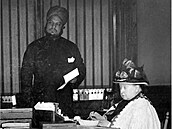 Královna Viktorie si nala netradiního pítele, indického sluhu Abdula. Proti...