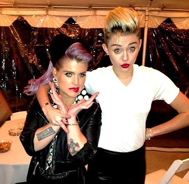 Miley Cyrus a Kelly Osbourne