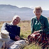 Princ Filip s královnou Alžbětou