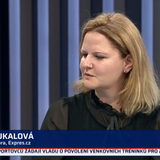 Novinka Barbora Koukalov ve studii CNN Prima News.