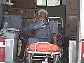 Nemocnicím v Indii dochází kyslík.