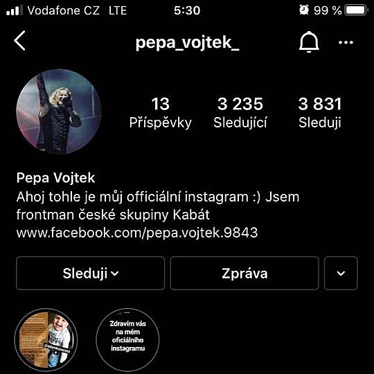 Nkdo zaloil Pepovi Instagram a lakuje tam s holkami.