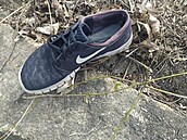 Pozornost místních vzbudila i nalezená bota, která mohla odpovídat popisu.