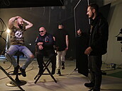 Michal David bhem natáení videoklipu teenagerovské skupiny Mango.