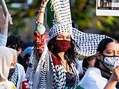 Bella Hadid na pochodu za osvobození Palestiny.