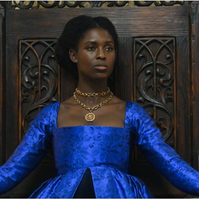Herec Laurence Fox zkritizoval sérii Anna Boleynová s černošskou herečkou v...