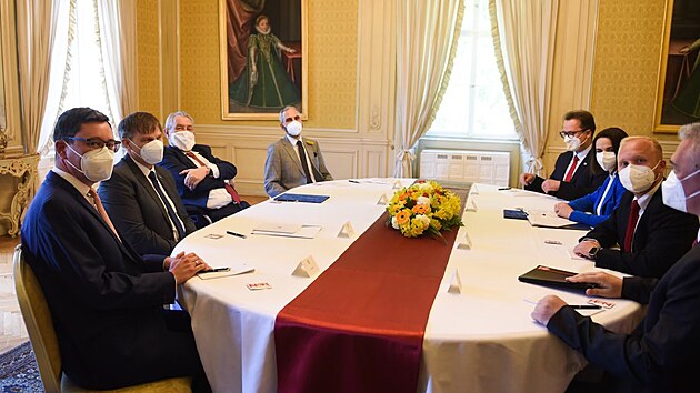 Zeman hosti Cichanouskou v Lánech.