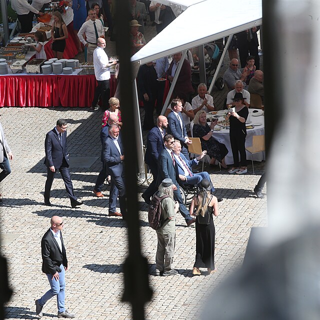 Oslava 80. narozenin Vclava Klause na Hrad: Chybt nemohl ani prezident Milo...