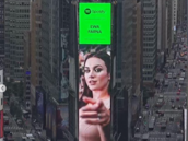 Ewa Farna opanovala Times Square v New Yorku. To se jen tak nkomu nepotstí.