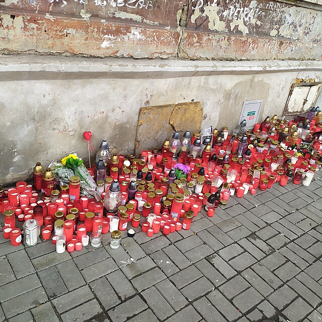 Takhle vypad pietn msto na poest Stanislava T., kter zemel po zsahu...