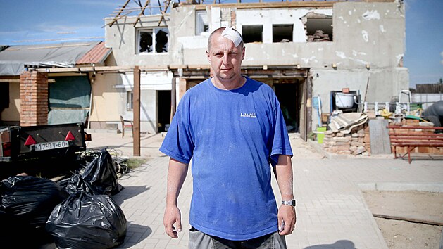 Otmar dal do rekonstrukci domu vechny své úspory, nyní o nj piel. Bohuel...