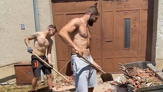 Ji�í Procházka se práce rukama ne�títí. Hned v pátek vyrazil na Moravu, kde...