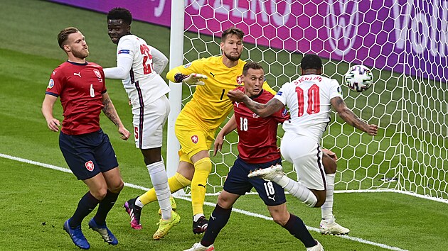 Gól Raheema Sterlinga