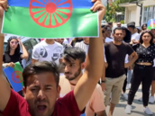 Protest Rom ped eskou ambasádou v Kosovu.