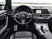 BMW M240i xDrive