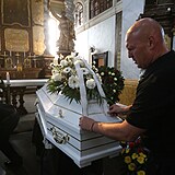 Poslední rozloučení s narkomanem Stanislavem Tomášem (†45) v Teplicích proběhne...