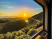 Cestující míící vlakem do Chorvatska uvízli v Maarsku na dlouhých 11 hodin.