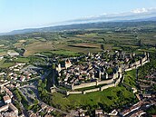 Carcassonne je od roku 1997 souástí svtového pírodního a kulturního ddictví...