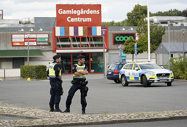 Ve Švédsku se pobodali členové dětských gangů, čtyři jsou zranění