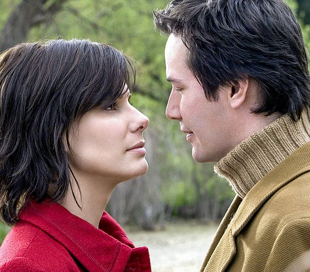 Keanu Reeves a Sandra Bullock