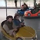 Tlibn dobyl Kbul a tokem vzal krom dalho i lunapark. Jin ozbrojenci...