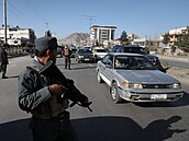 Situace v Afghánistánu se vyostuje, militantní hnutí Tálibán postupuje zemí a...