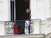 Hanu Vagnerovou pohltila atmosféra Var natolik, e zaala na balkon i tanit.