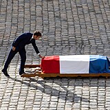 Dojemn gesto rozplakalo celou Francii.