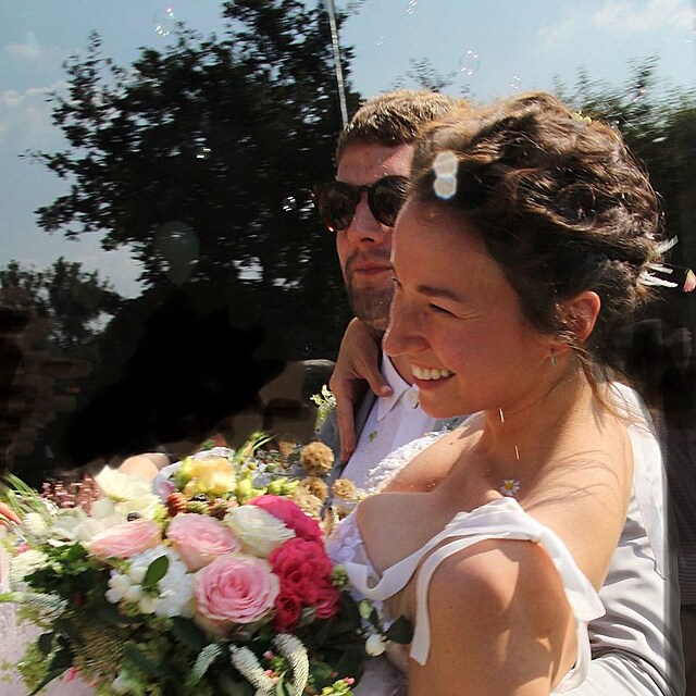 Hereka Berenika Kohoutov se pochlubila fotkou ze svatby.