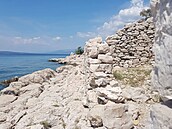 Slovence Daniele D. se stala osudná cesta na Krk, kde zejm upadla v kamenitém...