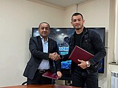 Makhmud Muradov rozjídí v Uzbekistánu vlastní MMA organizaci.