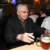 Josef Zma se skvlou nladou a velkou chut na pivo.