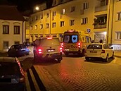 Policie eí v Tinov na Brnnsku napadení esti lidí v rodinném dom.