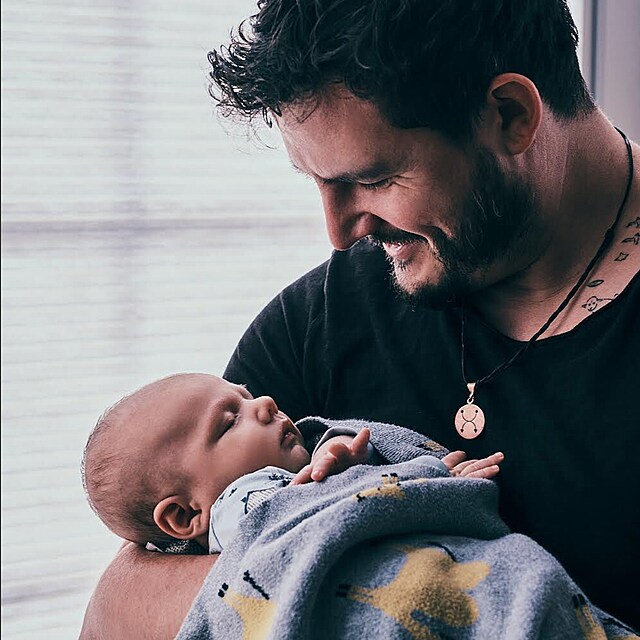 Roman Staa se stal otcem. Tohle je mal Samuel.