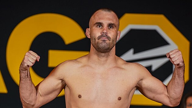 Jaroslav Pokorný bhem páteního váení