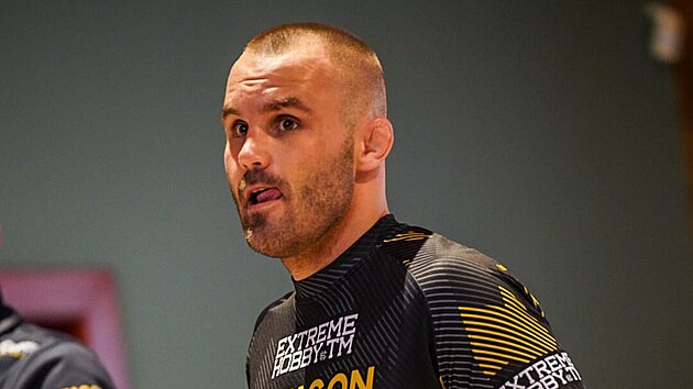 Jaroslav Jubox Pokorný jde do akce.