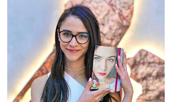 Ani v p�í�tím roce nep�ijdete o diá�e hv�zd. Tro�kou do mlýna p�isp�la také Eva...