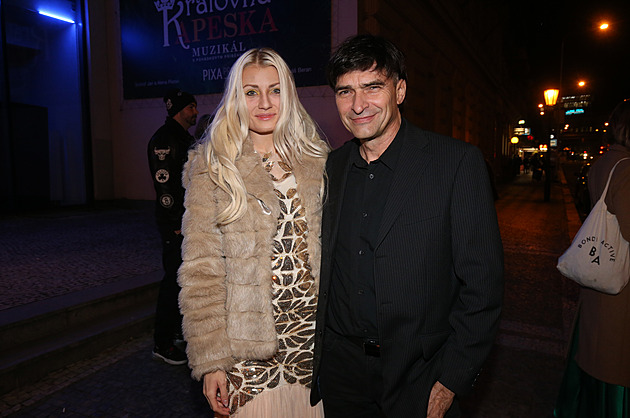 Zdenk Podhrský s partnerkou Veronikou