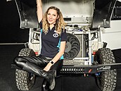 Olga Lounová pedstavila auto, kterým jede rallye Dakar.